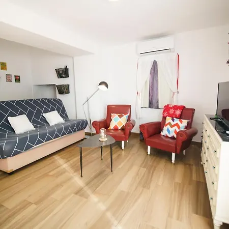 Casa Singular Y Con Encanto